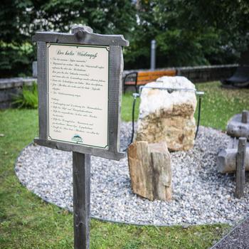 An dieser Station kann man sich einen kalten Wadenguß verpassen: wirkt entkrampfend und lockert die Beinmuskulatur