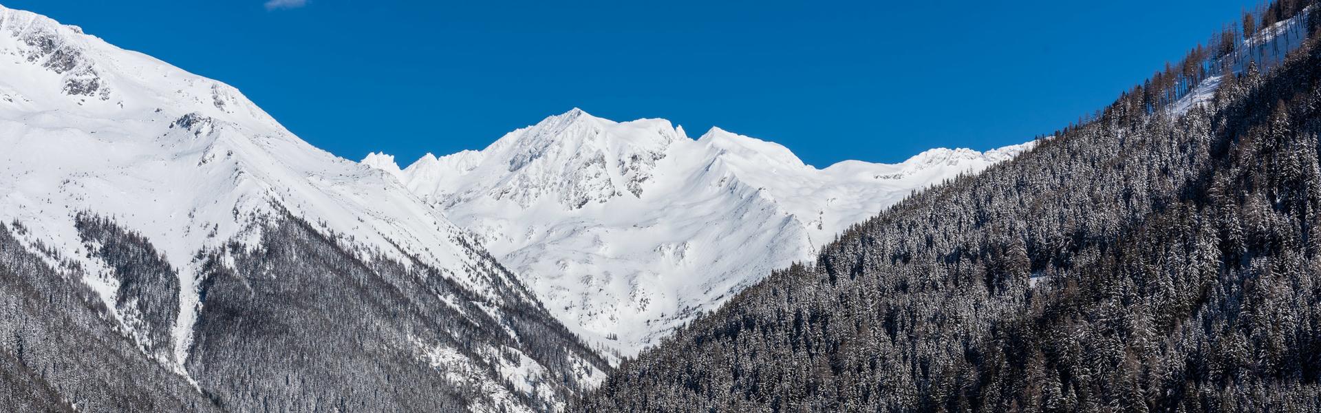 Mallnitz, the village in winter