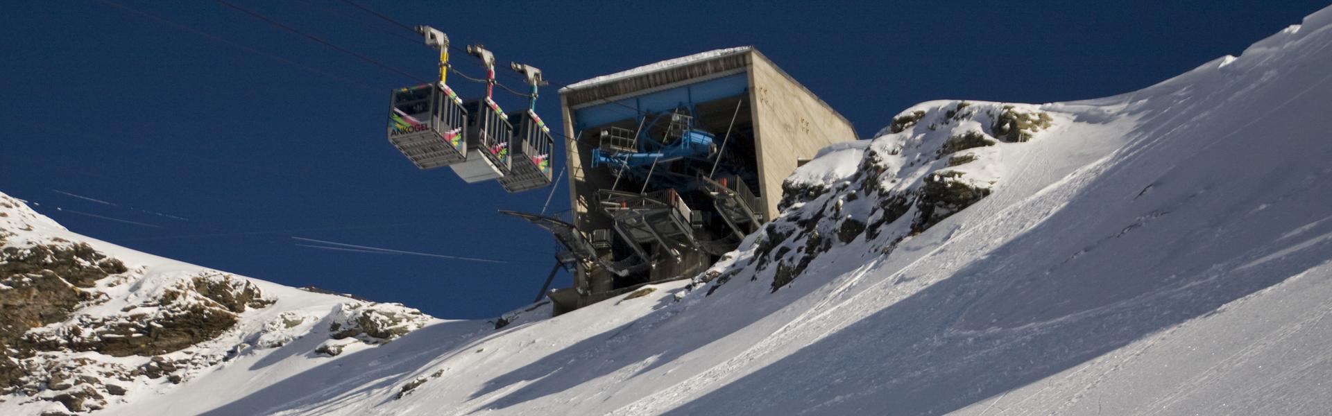 Ankogel mountain station at 2636m